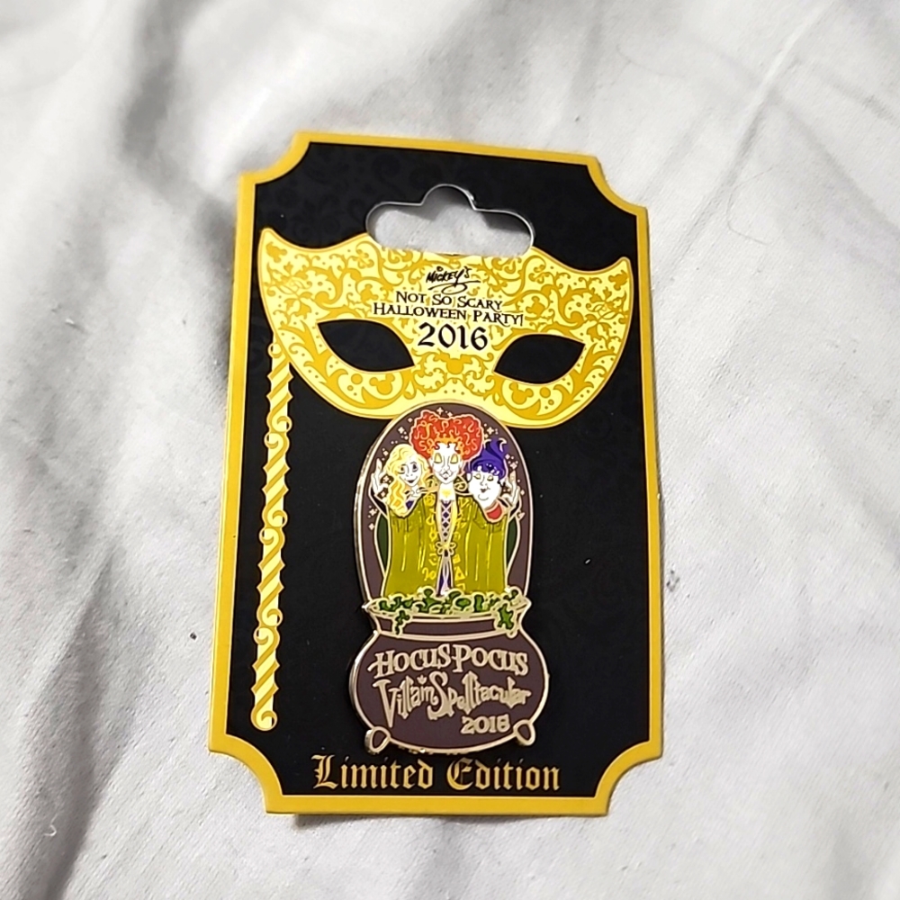 Mickey's Not so Scary Halloween Party Pin